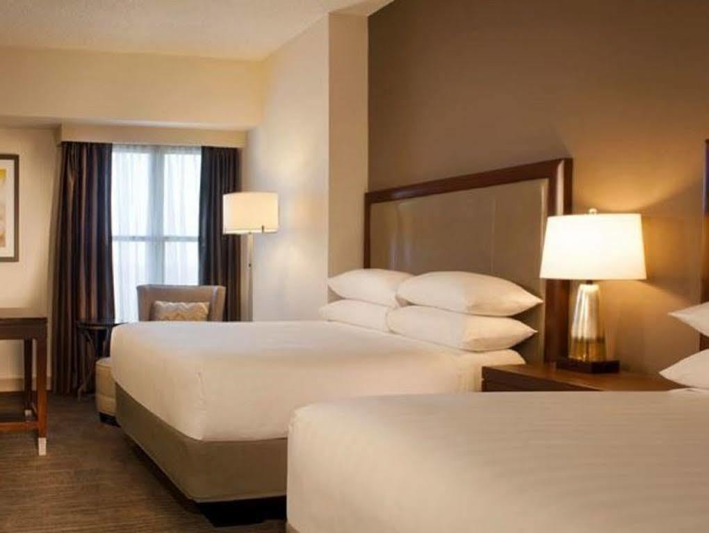 Hyatt Regency Long Island Hotel Hauppauge Exterior photo