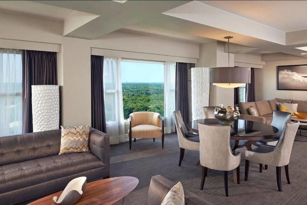 Hyatt Regency Long Island Hotel Hauppauge Exterior photo